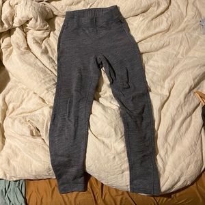 Lululemon joggers *never worn* tags removed*